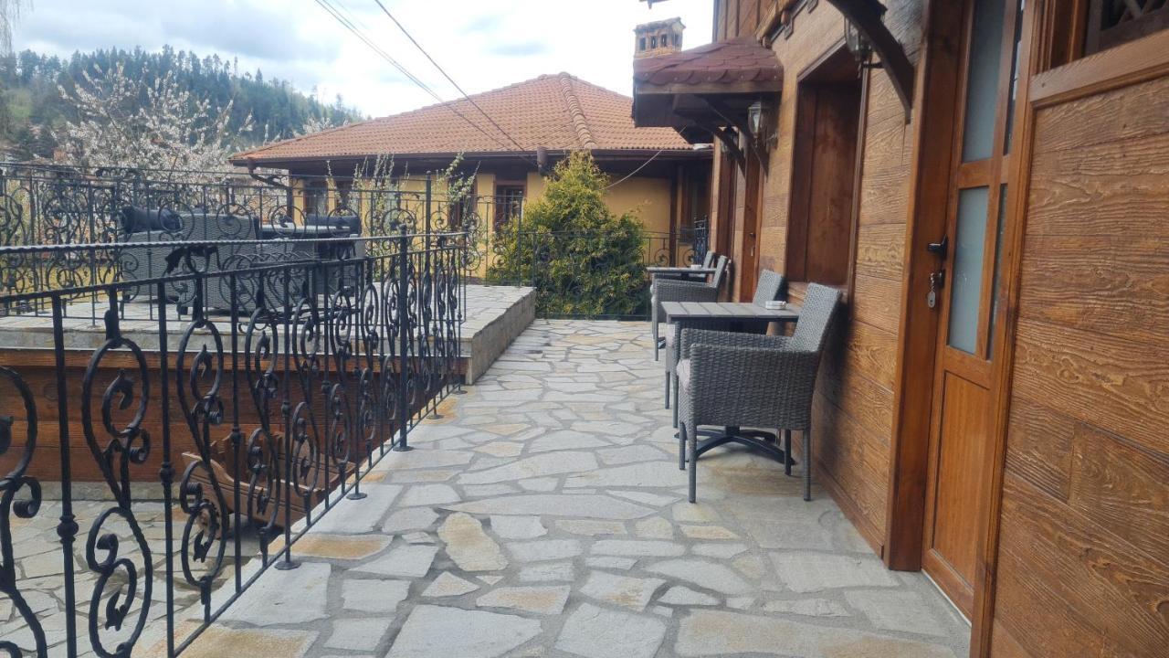 Guest House Zlatniyat Telets 코프리브시티차 외부 사진