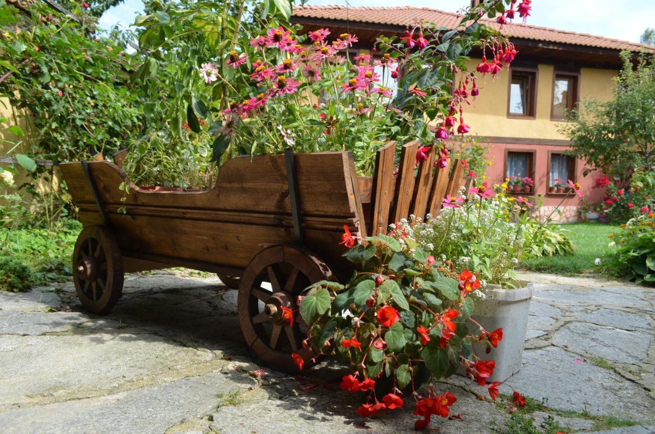 Guest House Zlatniyat Telets 코프리브시티차 외부 사진